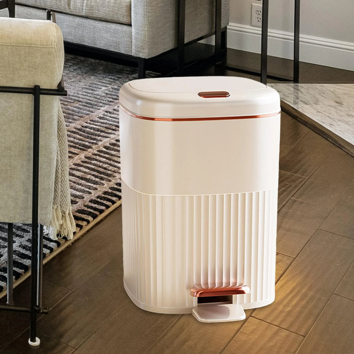White Aureate 8L Step Trash Can U150709